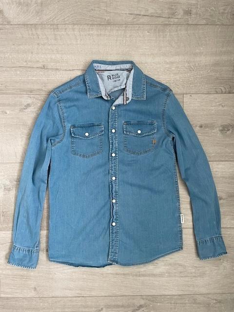 WE Fashion Spijkeroverhemd 158-164 - Lichtblauw, Kinderen en Baby's, Kinderkleding | Maat 158, Zo goed als nieuw, Jongen, Overhemd of Blouse