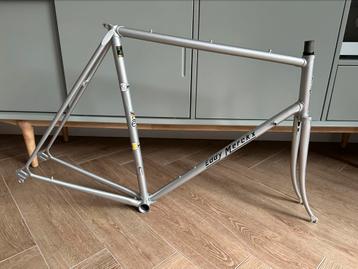 Eddy merckx professional frame beschikbaar voor biedingen