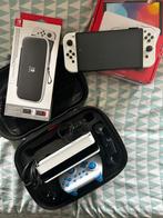 Nintendo Switch OLED + Modchip Installeerset, Spelcomputers en Games, Spelcomputers | Nintendo Switch, Switch OLED, Met 2 controllers