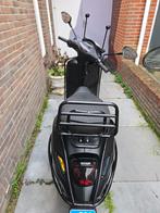 Vespa sprint iget euro4, Fietsen en Brommers, Scooters | Vespa, Ophalen, Zo goed als nieuw, Benzine, Overige modellen