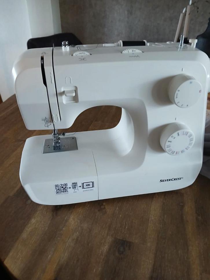 Naaimachine, Hobby en Vrije tijd, Naaimachines en Toebehoren, Naaimachine, Overige merken, Ophalen