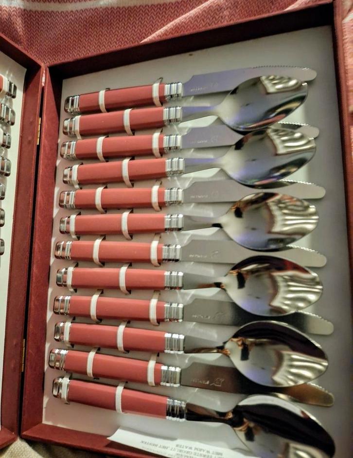 Vintage Bestek rvs 24 delig in kistje, Huis en Inrichting, Keuken | Bestek, Nieuw, Bestekset, Rvs of Chroom, Ophalen of Verzenden
