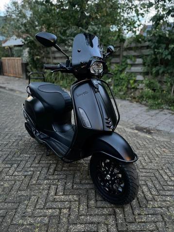 Vespa sprint 50cc 2020 full option  beschikbaar voor biedingen