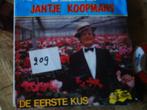 jantje koopmans - de eerste kus 24d, Cd's en Dvd's, Vinyl Singles, 7 inch, Single, Ophalen of Verzenden, Zo goed als nieuw