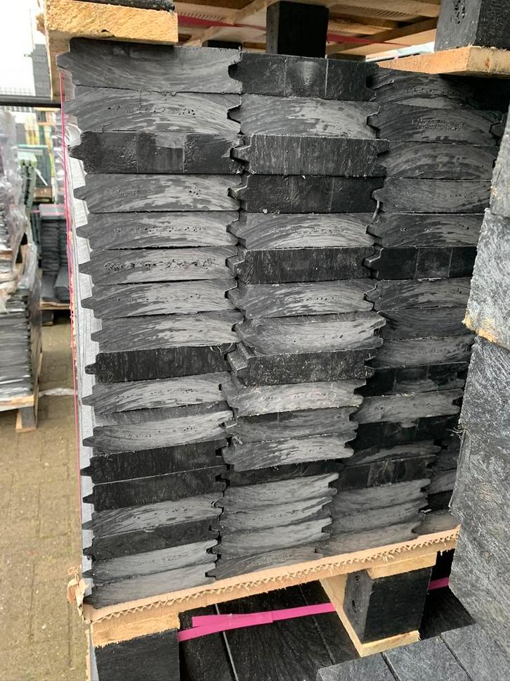 Onderhoudsvrije balken palen planken matjes enz, Tuin en Terras, Palen, Balken en Planken, Nieuw, Ophalen