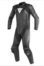 GEZOCHT! Dainese AVRO D2  2 delig motorpak zwart/antraciet, Motoren, Kleding | Motorkleding, Dainese