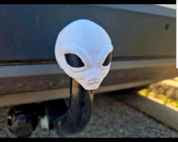 Alian trekhaak beschermer. In glow in the dark groen.  beschikbaar voor biedingen