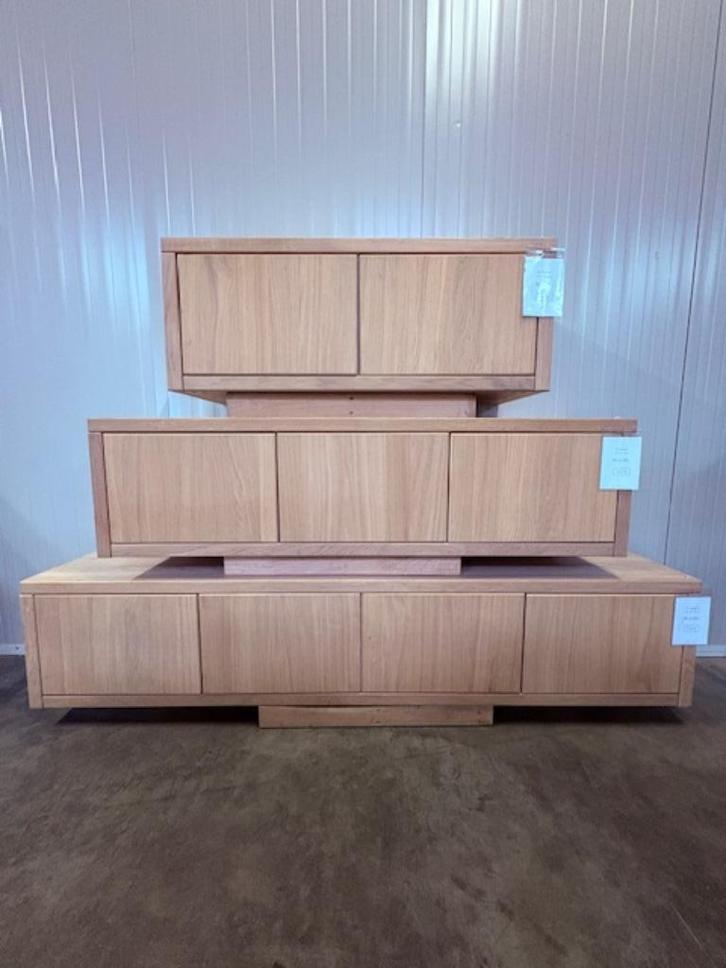 SALE! Zwevend TV-Meubels zwart & eik – Showroomverkoop, Huis en Inrichting, Kasten | Televisiemeubels, Nieuw, Minder dan 100 cm