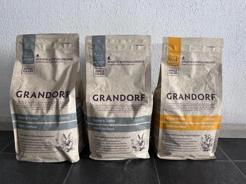 Grandorf kattenvoer gesterilliseerd : 3 zakken van 2 kg, Dieren en Toebehoren, Dierenvoeding, Kat, Ophalen