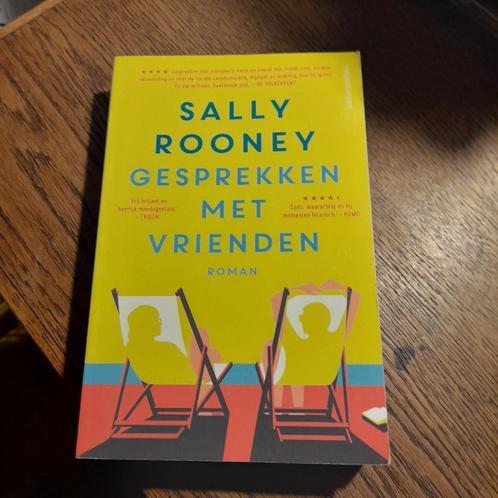 Sally Rooney - Gesprekken met vrienden, Boeken, Literatuur, Zo goed als nieuw, Wereld overig, Ophalen of Verzenden