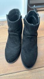 Laarzen zwart primark maat 38, Kleding | Dames, Schoenen, Ophalen, Hoge laarzen, Primark, Zwart