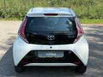 Toyota Aygo 1.0 VVT-i x CAMERA I CRUISE I 5DRS I NWE APK I 1, Voorwielaandrijving, Gebruikt, 4 stoelen, Wit