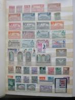 Dik stockboek 32 pagina's  vol series blokken vellen boekjes, Postzegels en Munten, Ophalen of Verzenden, Nederland en Buitenland