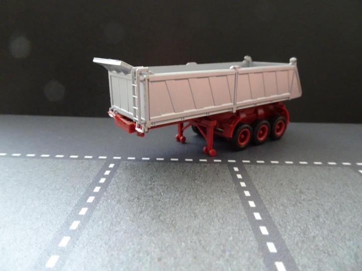 845 herpa 3-as kiep oplegger grijs bruin 1:87 truck trein, Hobby en Vrije tijd, Modelauto's | 1:87, Zo goed als nieuw, Bus of Vrachtwagen