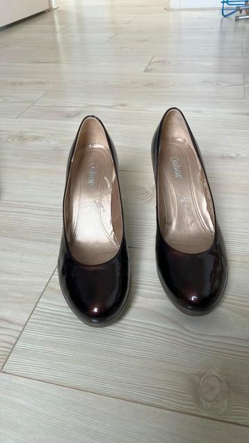 Bordeau lakleren schoenen maat 40 beschikbaar voor biedingen