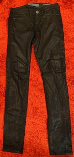 Guess gecoate Jeans zwart maat S, Kleding | Dames, Broeken en Pantalons, Zo goed als nieuw, Ophalen