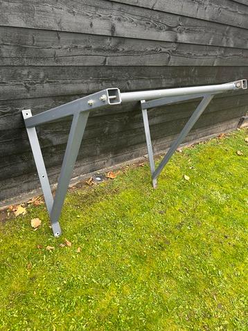 Oprekstang / Pull-up bar beschikbaar voor biedingen