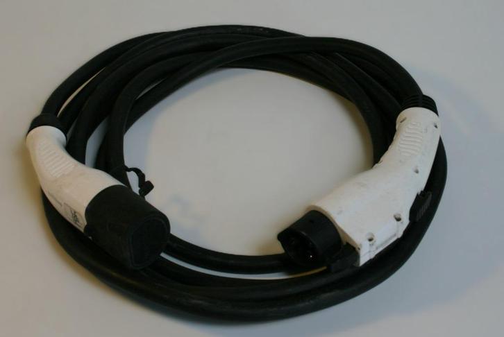 Laadkabel Type 1 naar Type 2 32A 5meter vanaf € 60, Auto diversen, Laadpalen, Gebruikt, Laadkabel, Ophalen