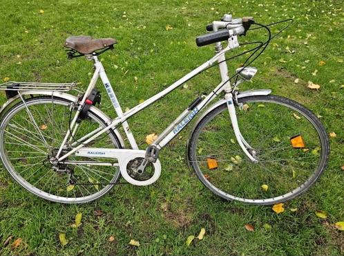 Raleigh damesfiets incl bon, Fietsen en Brommers, Fietsen | Oldtimers, 55 tot 59 cm, Ophalen