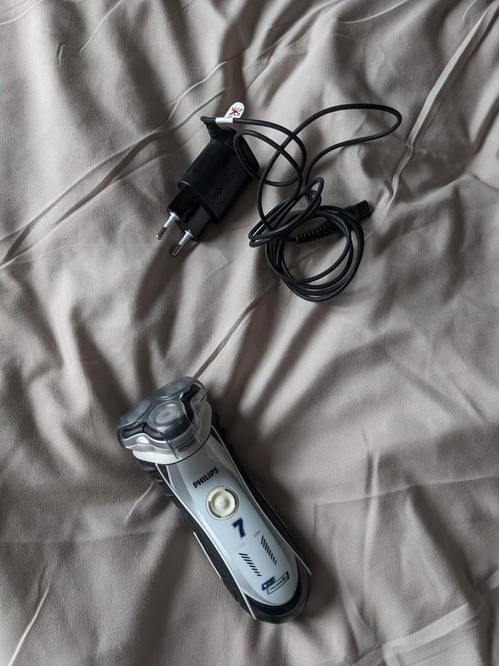 Philips Scheerapparaat met Trimmer - Nette staat, Witgoed en Apparatuur, Persoonlijke-verzorgingsapparatuur, Zo goed als nieuw