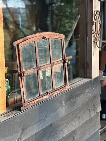 * Antiek oud stalraam brocante, helemaal goed draai kiep * beschikbaar voor biedingen