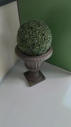 Mooie kunststof Franse stijl pot  eventueel met buxus bol, Tuin en Terras, Tuinvazen, Ophalen, Zo goed als nieuw