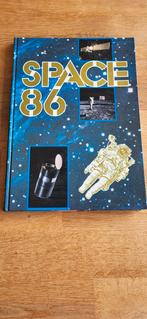 Space 86, Zo goed als nieuw, Ophalen