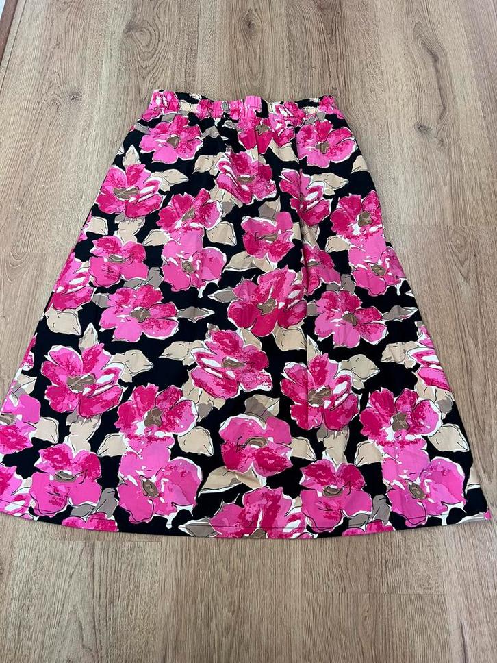 Soya concept roze zwart rokje m bloemen katoen, Kleding | Dames, Rokken, Zo goed als nieuw, Maat 38/40 (M), Roze, Knielengte, Ophalen of Verzenden