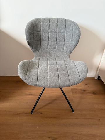 2x Zuiver OMG stoelen grijs beschikbaar voor biedingen