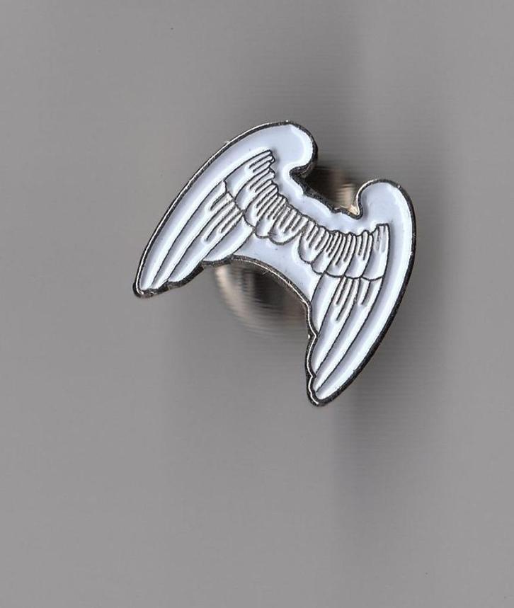 Engel Vleugels pin Engelbewaarder, Verzamelen, Speldjes, Pins en Buttons, Gebruikt, Speldje of Pin, Overige onderwerpen, Ophalen of Verzenden