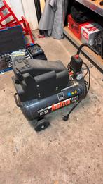 Einhell AirTech Compressor, Doe-het-zelf en Verbouw, Compressors, Ophalen, 10 bar of meer, Zo goed als nieuw, Minder dan 200 liter/min