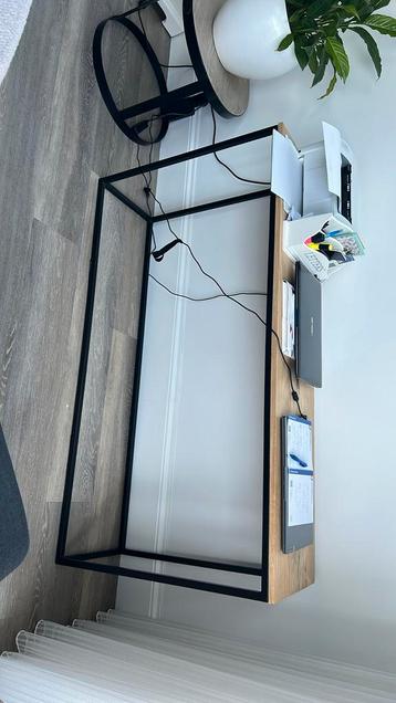 Side table hout met ijzer