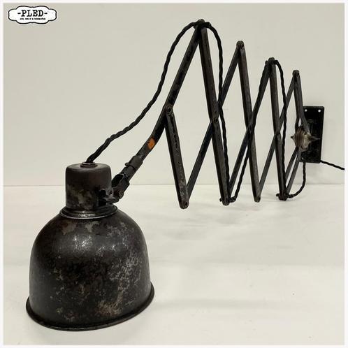 Oude schaarlamp van Philipp Weber - Bauhaus - Jaren dertig, Huis en Inrichting, Lampen | Wandlampen, Gebruikt, Metaal, Ophalen of Verzenden
