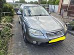 Subaru Legacy 2.5 Outback AUT AWD 2007 Grijs, Auto's, Subaru, Automaat, 4x4, Stof, Zwart