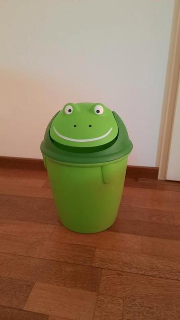 Leuke kikker prullenbak voor op de kinderkamer beschikbaar voor biedingen