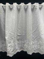 Valletje / wit kort gordijntje 47cm hoog, Ophalen of Verzenden, Zo goed als nieuw, Wit, 200 cm of meer