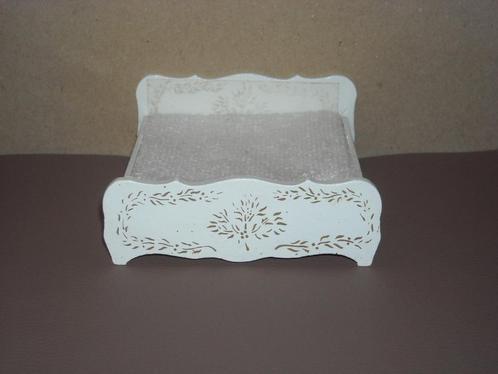 Lisa of Denmark bed - past in Lundby, Verzamelen, Poppenhuizen en Toebehoren, Gebruikt, Poppenhuis, Ophalen of Verzenden