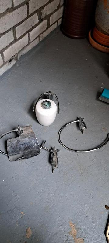 Tiger Badkamer Set - Compleet beschikbaar voor biedingen