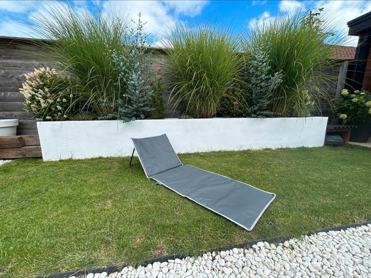 NIEUW: Ligbed / ligstoel / strandmat (camping, strand, ..), Tuin en Terras, Ligbedden, Ophalen of Verzenden