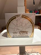 Brilliant Stars Elite Trainer Box, Hobby en Vrije tijd, Verzamelkaartspellen | Pokémon, Ophalen of Verzenden, Zo goed als nieuw