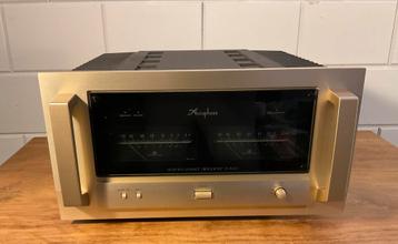 Accuphase model P-7100 stereo eindversterker 