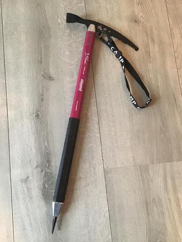 Izgs SIMOND ijsbijl ijspikkel ijshouweel lengte 68 cm beschikbaar voor biedingen