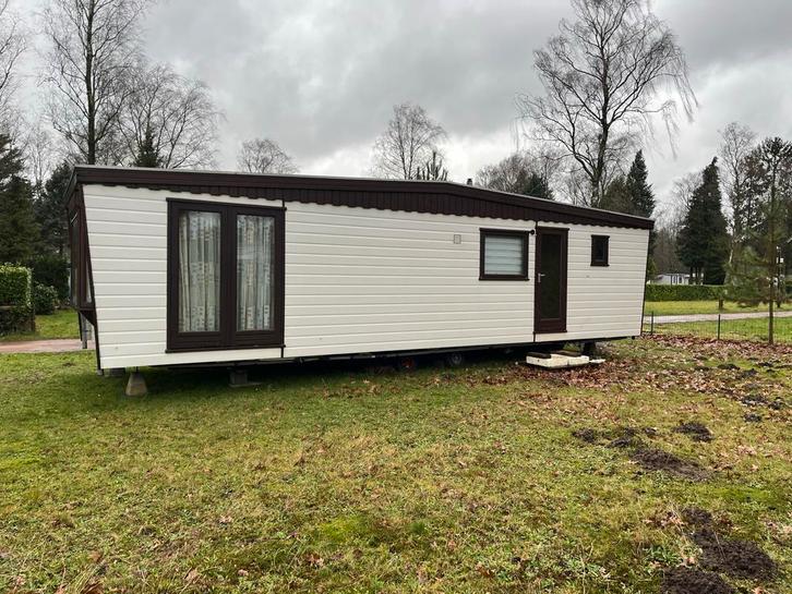 Chalet te koop met volledig betaalde jaarplaats 2026, Caravans en Kamperen, Stacaravans, tot en met 6, Ophalen