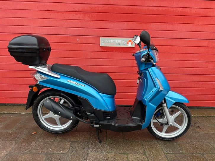 Super nette goed onderhouden kymco  people s, Fietsen en Brommers, Scooters | Kymco, Gebruikt, People S, Maximaal 45 km/u, Benzine
