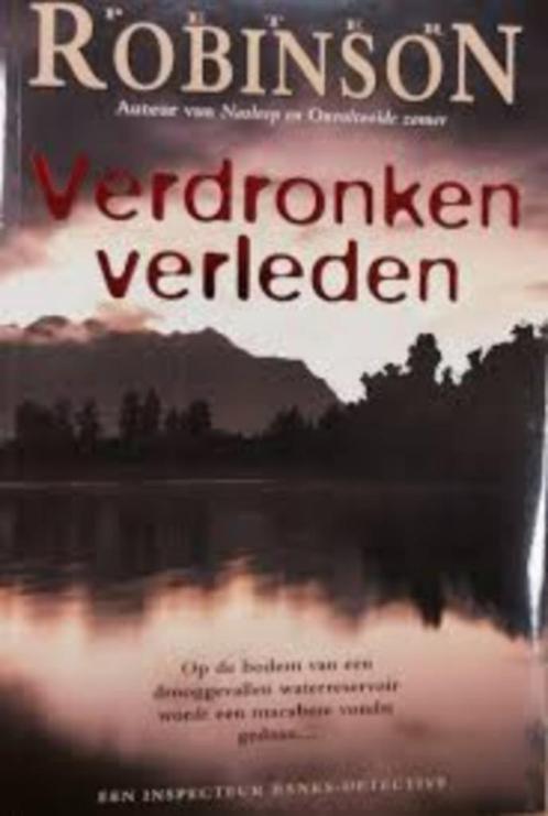 Verdronken verleden (+ nog 2 boeken) Inspecteur Banks, Boeken, Thrillers, Gelezen, Europa overig, Ophalen of Verzenden