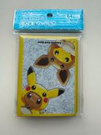 Pikachu & Eevee Poncho Pokemon Center Japan Sleeves Sealed, Hobby en Vrije tijd, Verzamelkaartspellen | Pokémon, Ophalen of Verzenden