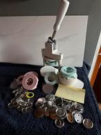 Button Press - We R Memory Keepers incl buttons, Ophalen of Verzenden, Zo goed als nieuw, Gereedschap of Toebehoren