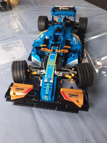 "Lego" Technic 23007 Sauber F1 Team Ferrari C36  beschikbaar voor biedingen