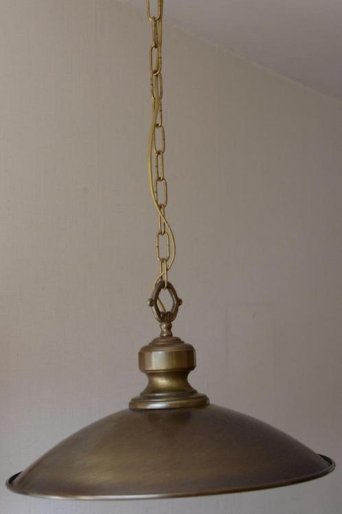 Zware messing hanglamp / eetkamerlamp met messing kap, Huis en Inrichting, Lampen | Hanglampen, Zo goed als nieuw, Minder dan 50 cm