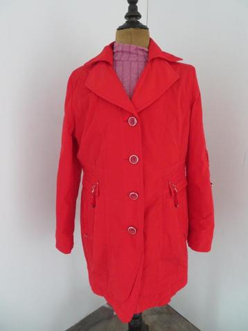 Gerry Weber regenjas maat L Z.G.A.N. rood beschikbaar voor biedingen